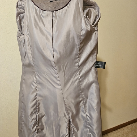 Cole Haan wool blend coat size 6, new. - Picture 8 of 8